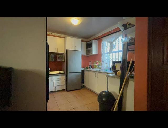2 BEDROOM HOUSE FOR SALE IN KHAYA